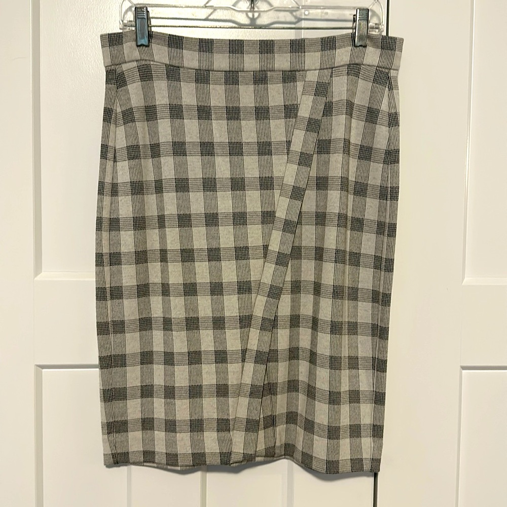 CABI #5303 Valentina Skirt Ponte Knit Size 4 Gray Checker EUC Orig $89